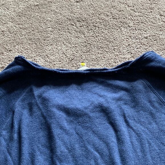 Victoria's Secret Sweatshirt SIZE M - Picture 3 of 6